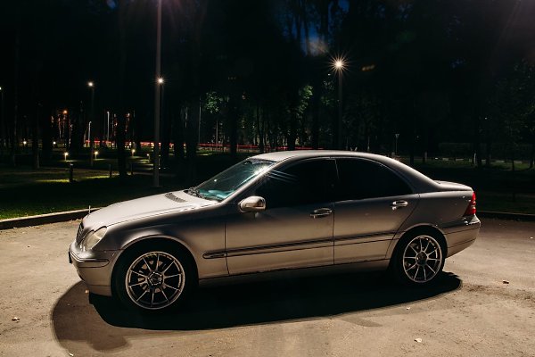 Город: Москва/Наро-Фоминск.Марка: Mercedes-Benz Модель: w203 c180Год: 2002 Цена: 340.000Пробег: ... - 3