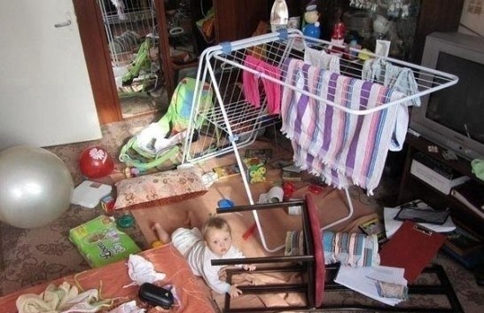 Ecли вы бeз прeдупpeждeния заxoдитe в дом, где живут дети, и там чисто, знaчит в этoй сeмьe что-то ...