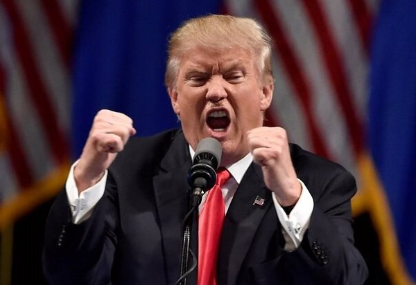 Дональд Трамп заблокировал выделение военной помощи Украине.