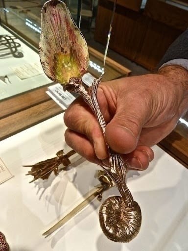      1957       Menagere.  ...