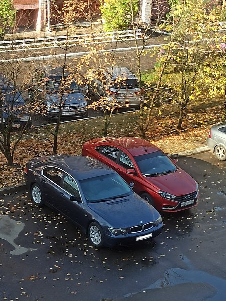 BMW 735i, 2002гв. Пробег на табло 334.000км. Мотор шепчет, тянет как зверь, АКПП переключает ... - 3