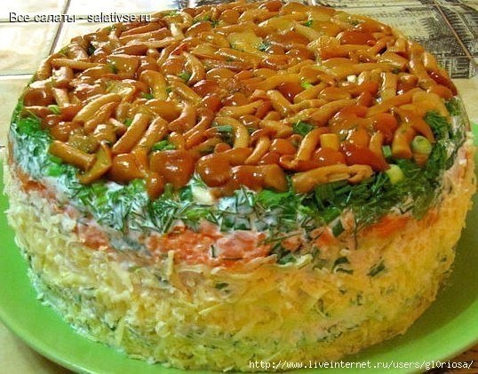 РЕЦЕПТЫ ВКУСНЕЙШИХ САЛАТОВ НА ПРАЗДНИЧНЫЙ СТОЛ.СЛОЕНЫЙ САЛАТ С КРАБОВЫМИ ПАЛОЧКАМИПотребуется по ... - 3