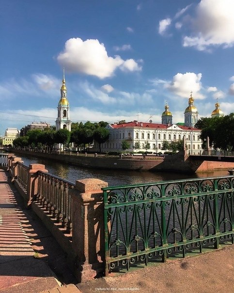 https://fotostrana.ru/away?to=/sl/OGY3