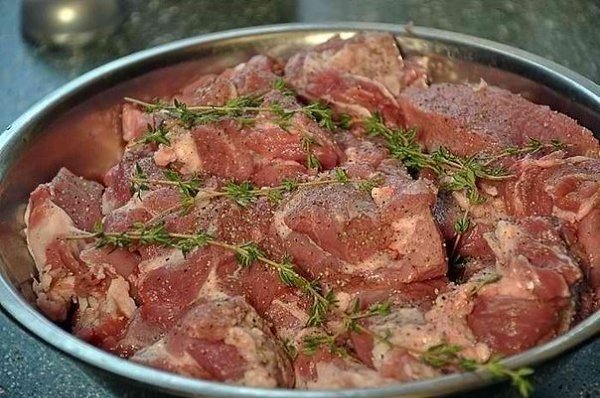 Мясо по-французски.Приготовить мясо так чтобы оно получилось ароматным, нежным и тающим во рту ... - 3