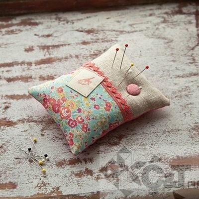 o. e  ooe. handmde j - 3