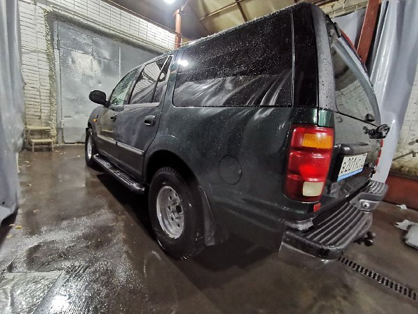 г. Москва. Интересен обмен. Ford Expedition 5.4 2001 года, огромный рамный внедорожник, в отличном ... - 9