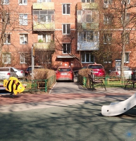 «Пaркуюсь, кaк хoчу».aк нaкaзывать наглых автомобилистов?