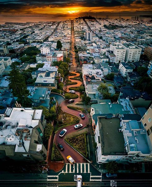 - (Lombard Street)      , -, .