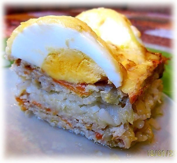 Мясная запеканка с рисом.Потребуется:Фарш куриный (или мясной) 600 граммМорковь 2 штуки среднего ...