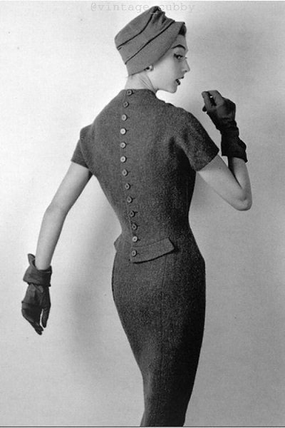 oe Nina Ricci 1950- oo. - 3