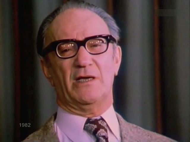 Сергей Островой — советский и российский поэт-песенник. 110 лет со дня рождения. Сергей Островой – ...