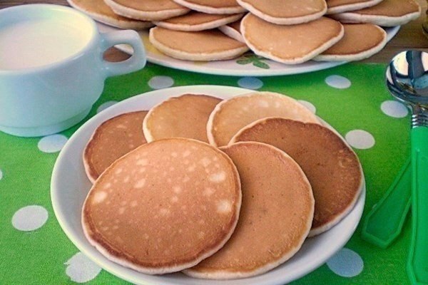 Панкейки на молоке .Ингредиенты: Молоко — 1 Стакан Мука пшеничная — 1,5 Стакана Масло рафинированное ...