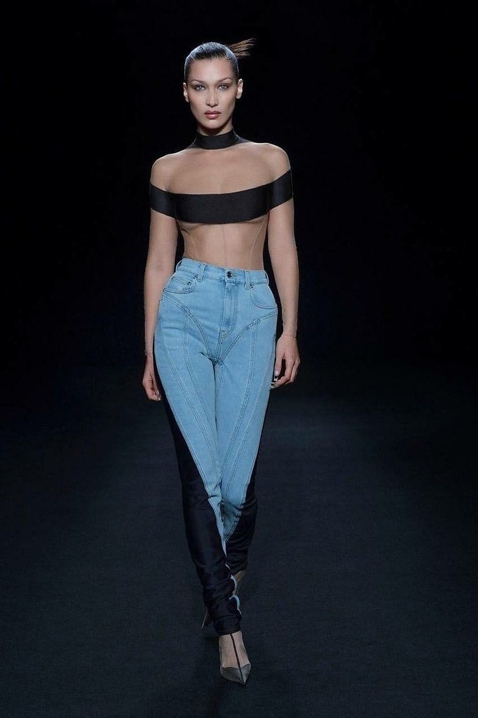 o pa  a  a e  a Mugler SS21 - 4
