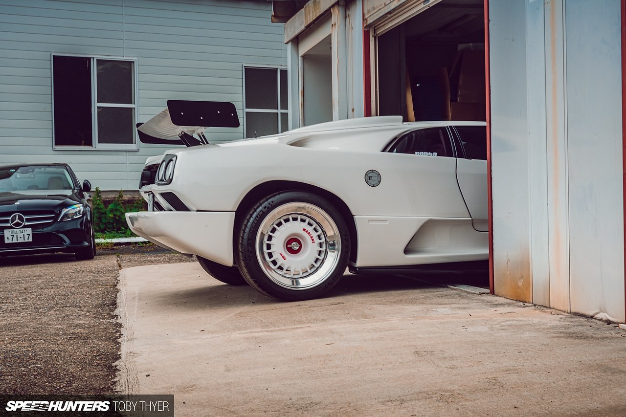 #Lamborghini@autocult - 4