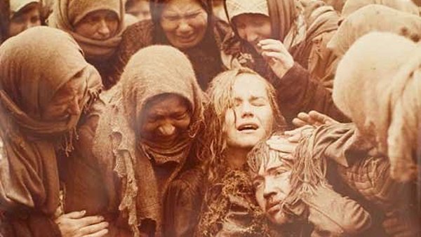 Самый тяжелый фильм о Великой Отечественной Войне. Это кино повергнет в шок любого, но каждый ... - 2