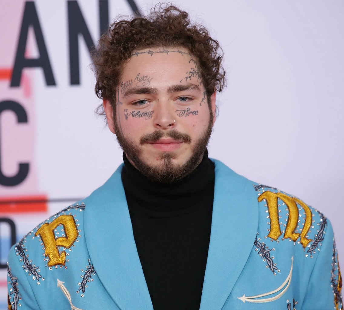 Post malone crew. Malone певец. Остин Ричард пост. Post Malone 2021.