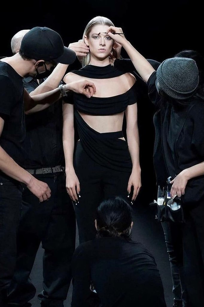 o pa  a  a e  a Mugler SS21 - 3
