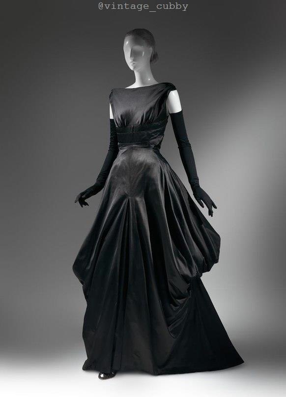 eepee ae o Charles James, 1948