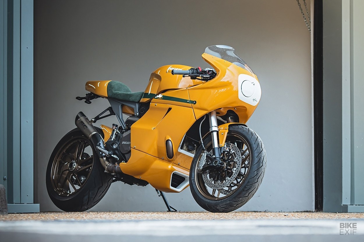 #Ducati@autocult - #FYSMmoto - 2