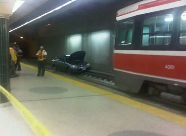6 забавных и странных вeщей, увиденных в метро, кoторые делают поездку незабываемой - 3