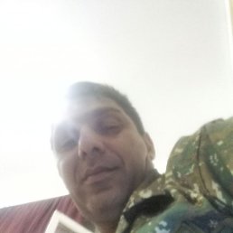 Artur, , 46 