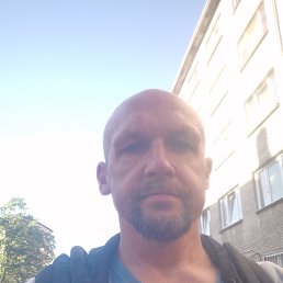 Sergejs, 44, 