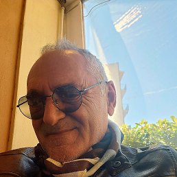 Daniele, 60, 