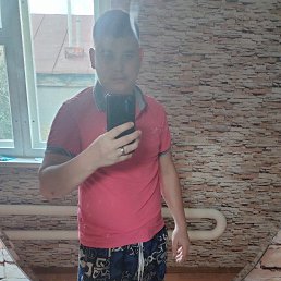 Leonid, 28 , 