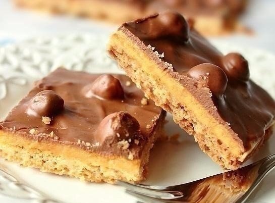 САМОЕ ВКУСНОЕ ПЕЧЕНЬЕ .Ну очень нежный вкус...Ингредиенты:1 стакан пшеничной муки120 г нарезанного ...