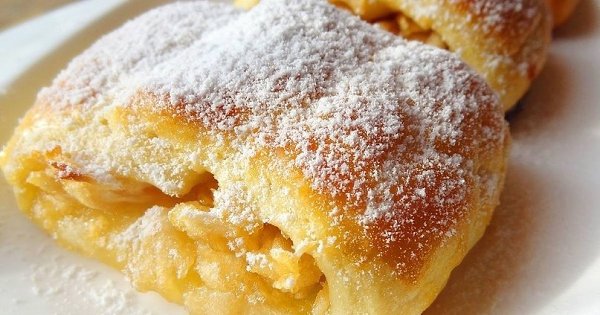 Мягчайшие рулетики с яблоками на скорую руку. Долго не черствеют! В их основе – нежное песочное ...