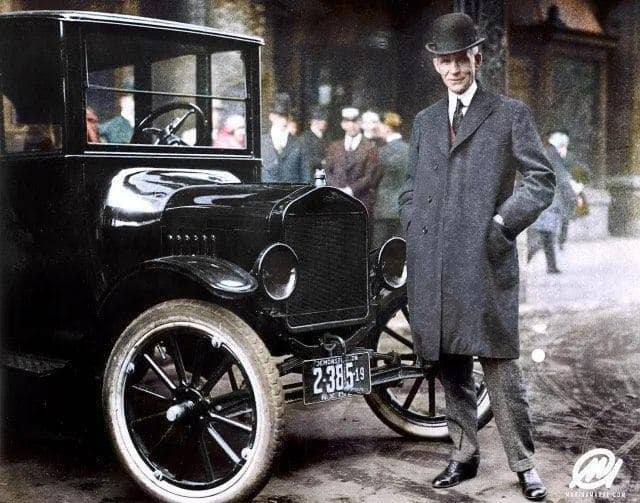      - Ford Model T. 1921 .