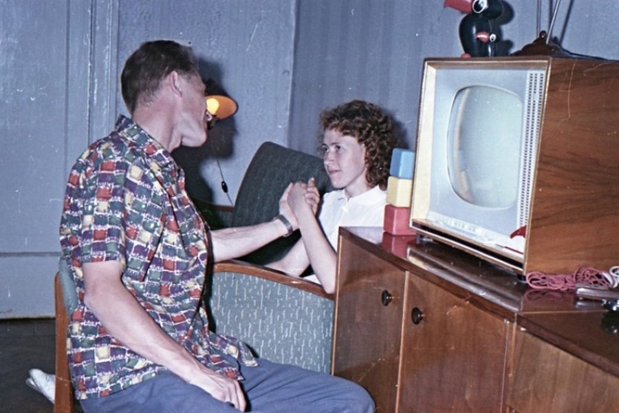     1962  - 4