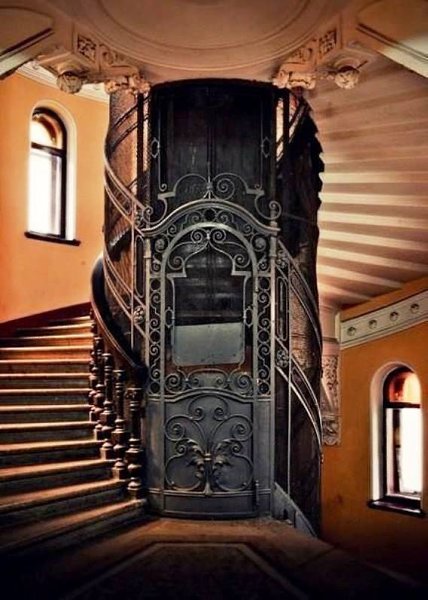 Старинные лифты Петербурга, действующие в наше время. - 4