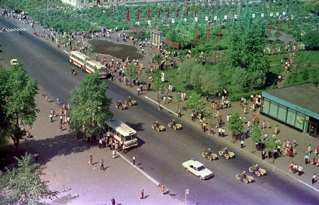 .     . 1967 - 1976 .