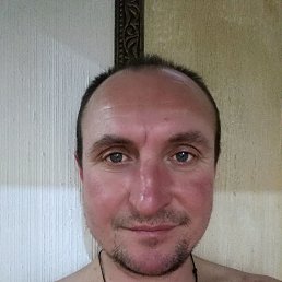 Evgeniy, 40, 