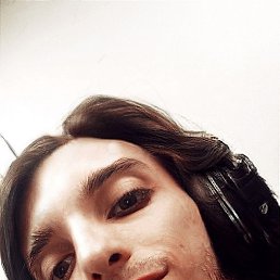 Ronnie, , 28 