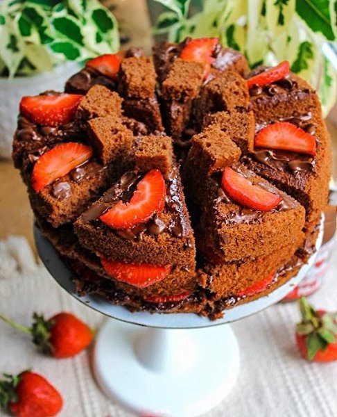 Торт “Nutella с клубникой”. Идеальное сочетание ореховой пасты и клубники. Все, что понадобится это: ... - 3