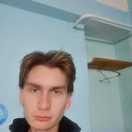 Nik, 20, 