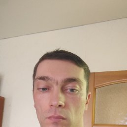 Slava, 33 ,  