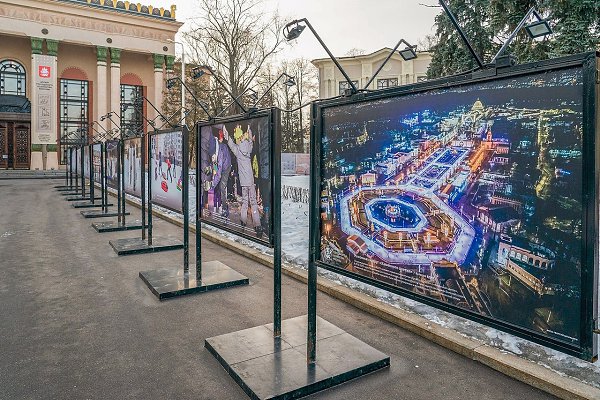 В столице открыли три уличные фотовыставки о зимних видах спорта.Экспозиции открыты напротив Музея ... - 8