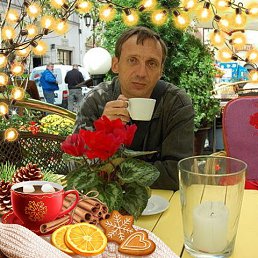 Олег, 53, Ванино