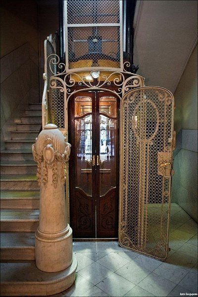 Старинные лифты Петербурга, действующие в наше время. - 2