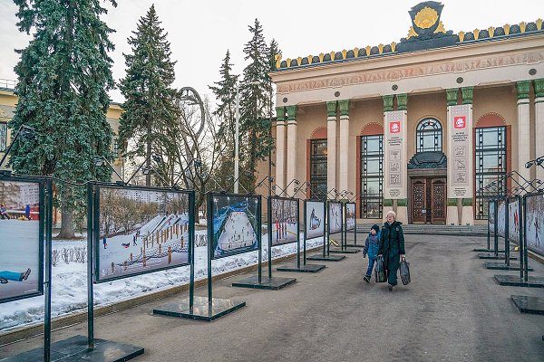 В столице открыли три уличные фотовыставки о зимних видах спорта.Экспозиции открыты напротив Музея ... - 5