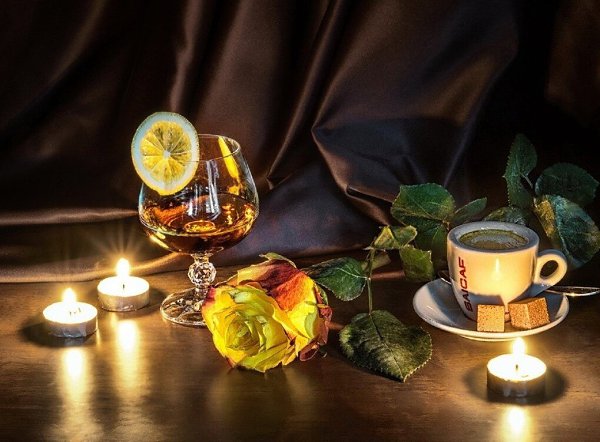Поплакать что ли... может, полегчает? А может, и без слёз, само пройдёт... Вот именно: пойду-ка ...