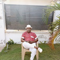 Thom, �����������, 45 ���