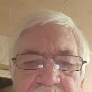 Aleksandr, 64 , 