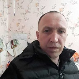 Yura, 43, 