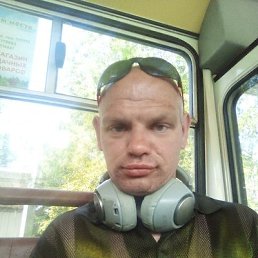 Grigoriy, 35, 