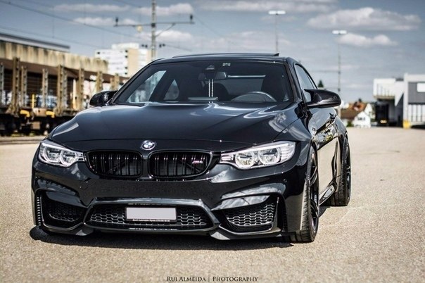 BMW M4 F82