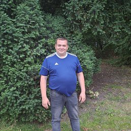 Nikolai, 41, 